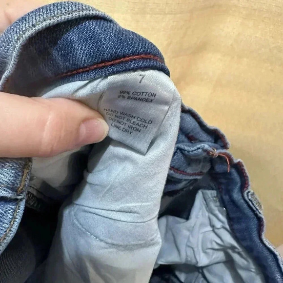 The Mogan Jeans Size 7 Distressed - Picture 4 of 4